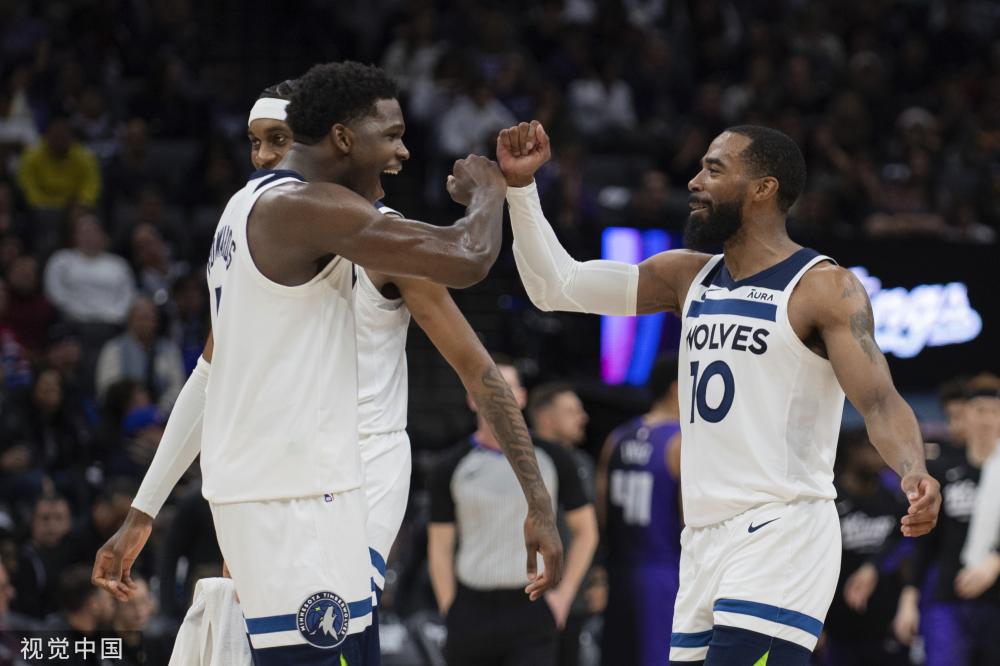 她曾在之前 她曾在之前